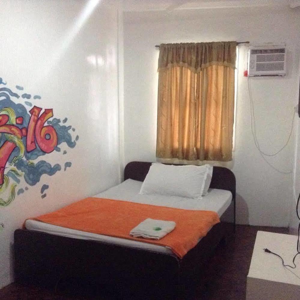 Hotel Lakbayan Manila