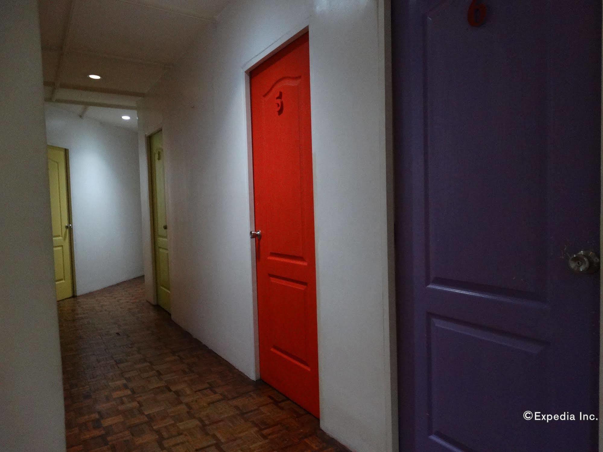 Lakbayan Hotel 2*