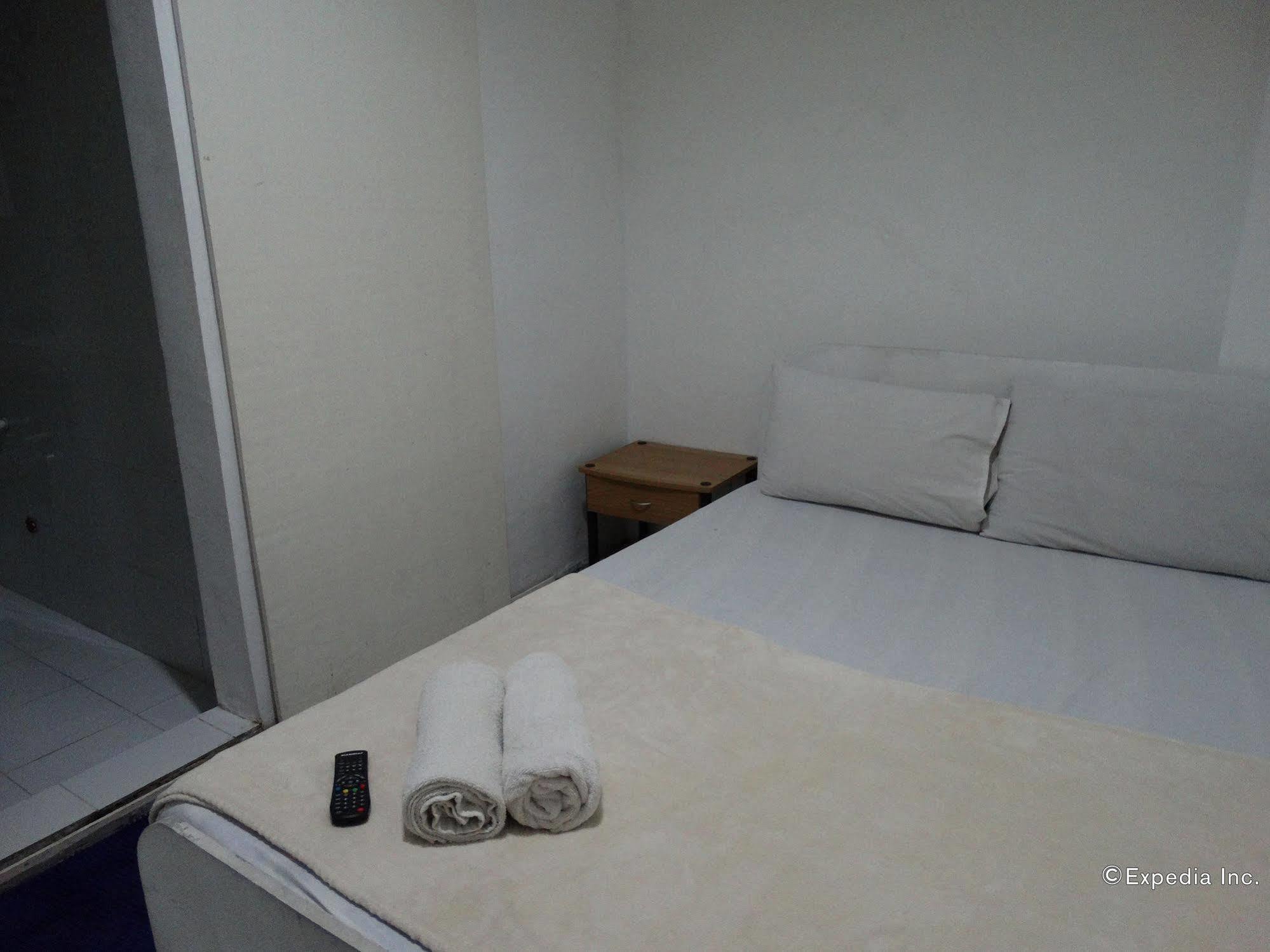 Lakbayan Hotel